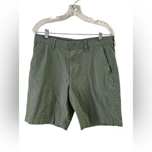 English laundry green flat front shorts